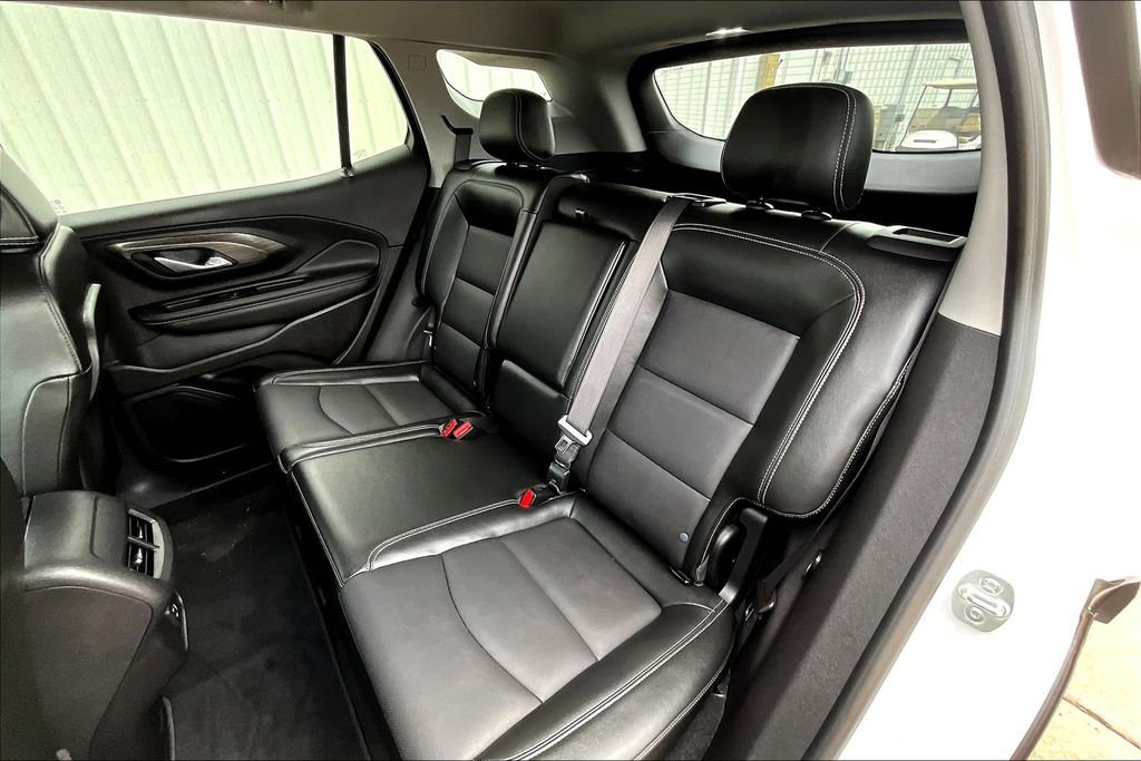 Certified 2024 GMC Terrain SLT image 35