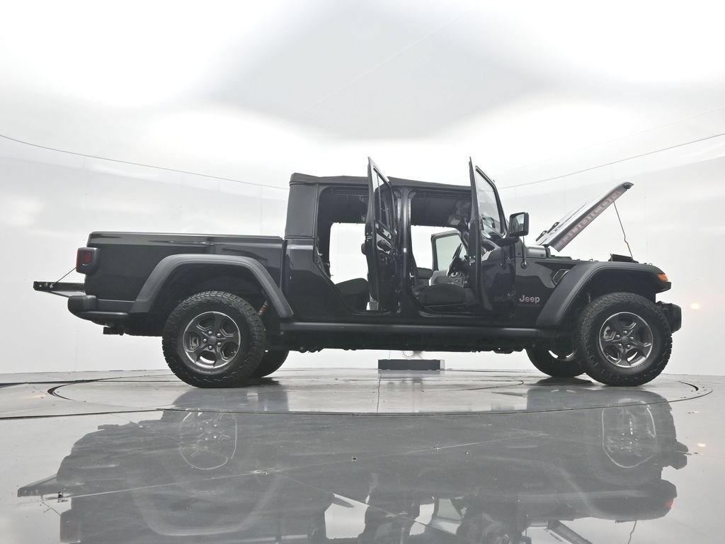 Used 2022 Jeep Gladiator Rubicon w/ Cold Weather Group AWD/4WD image 51