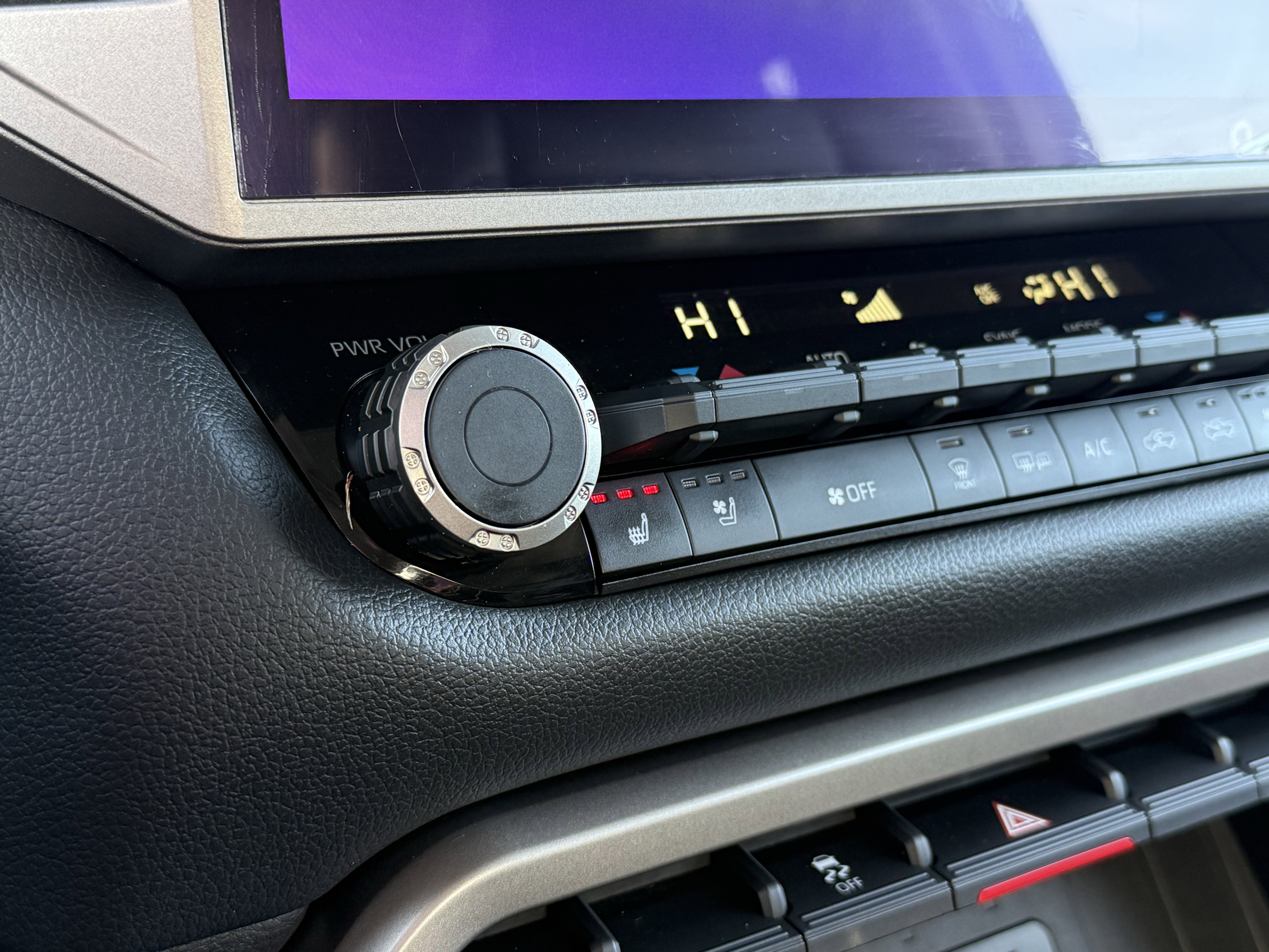 Used 2022 Toyota Tundra Limited image 21