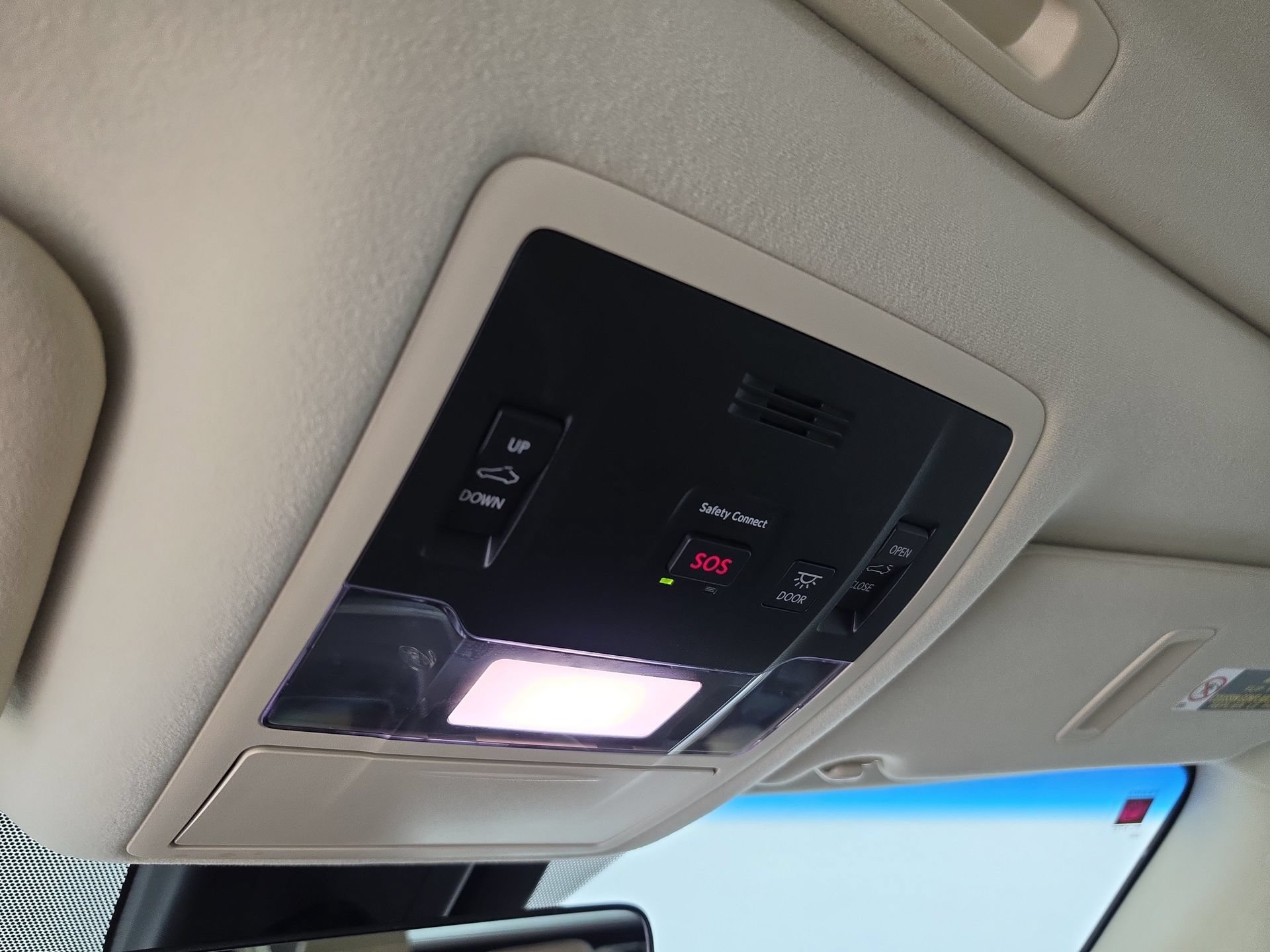 Used 2018 Lexus RX 350 FWD w/ Premium Package image 30