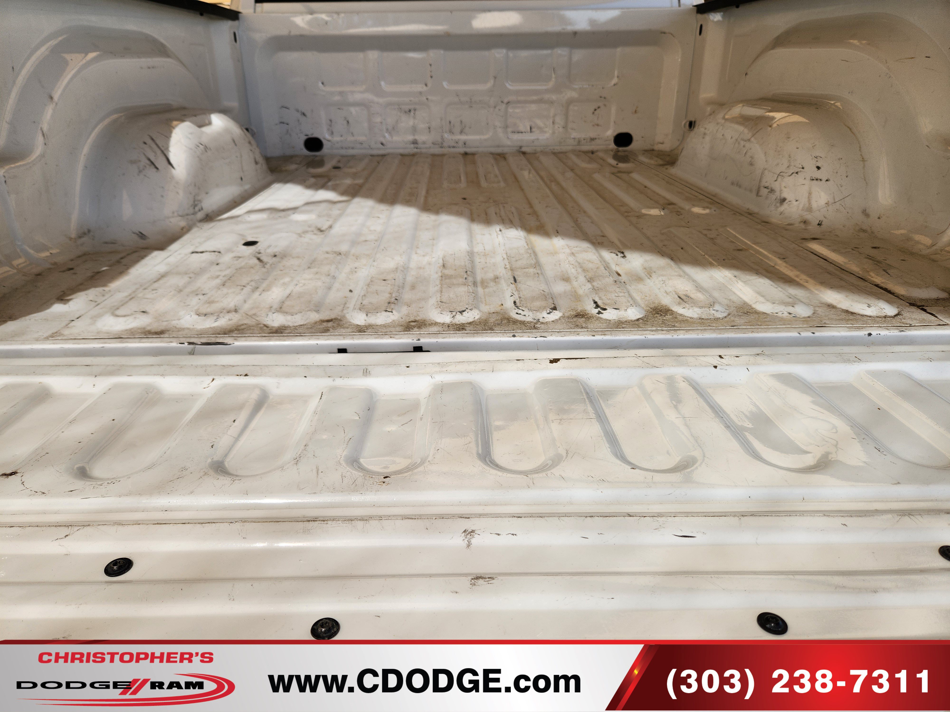 Used 2017 RAM 1500 Laramie w/ Convenience Group AWD/4WD image 21