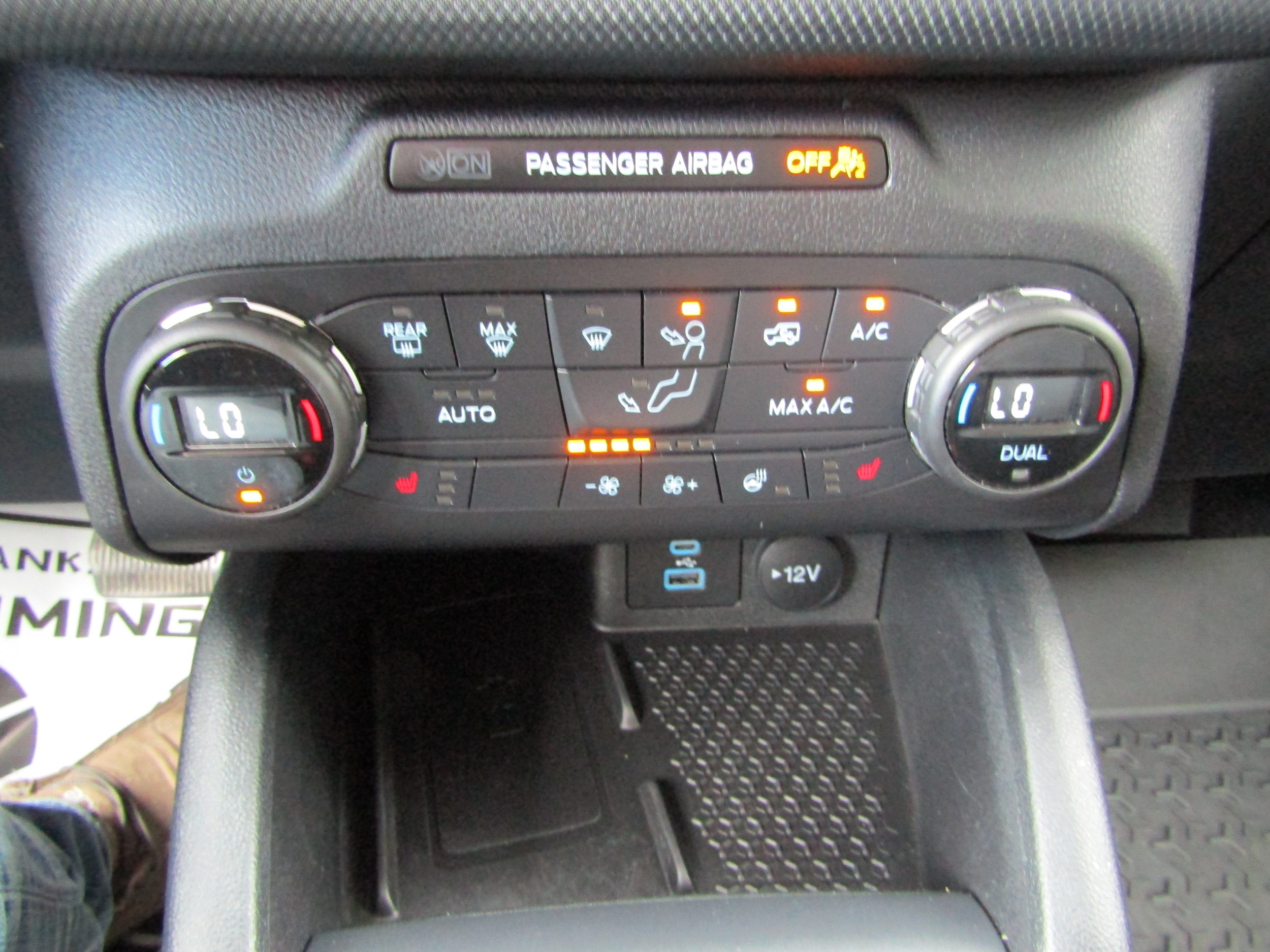 Used 2021 Ford Bronco Sport Outer Banks w/ Outer Banks Package AWD/4WD image 27