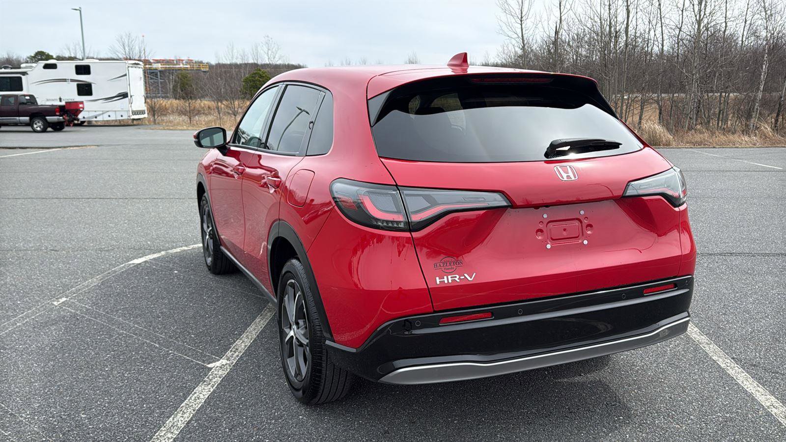 Used 2025 Honda HR-V EX-L image 9