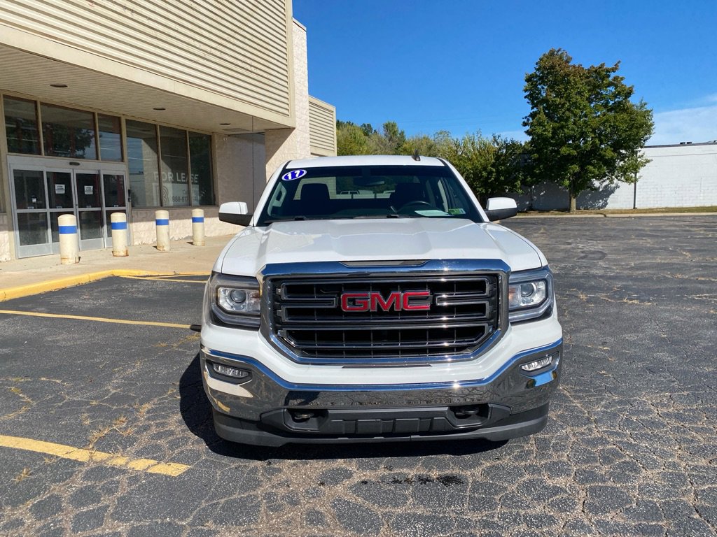Used 2017 GMC Sierra 1500 SLE w/ SLE Value Package image 8