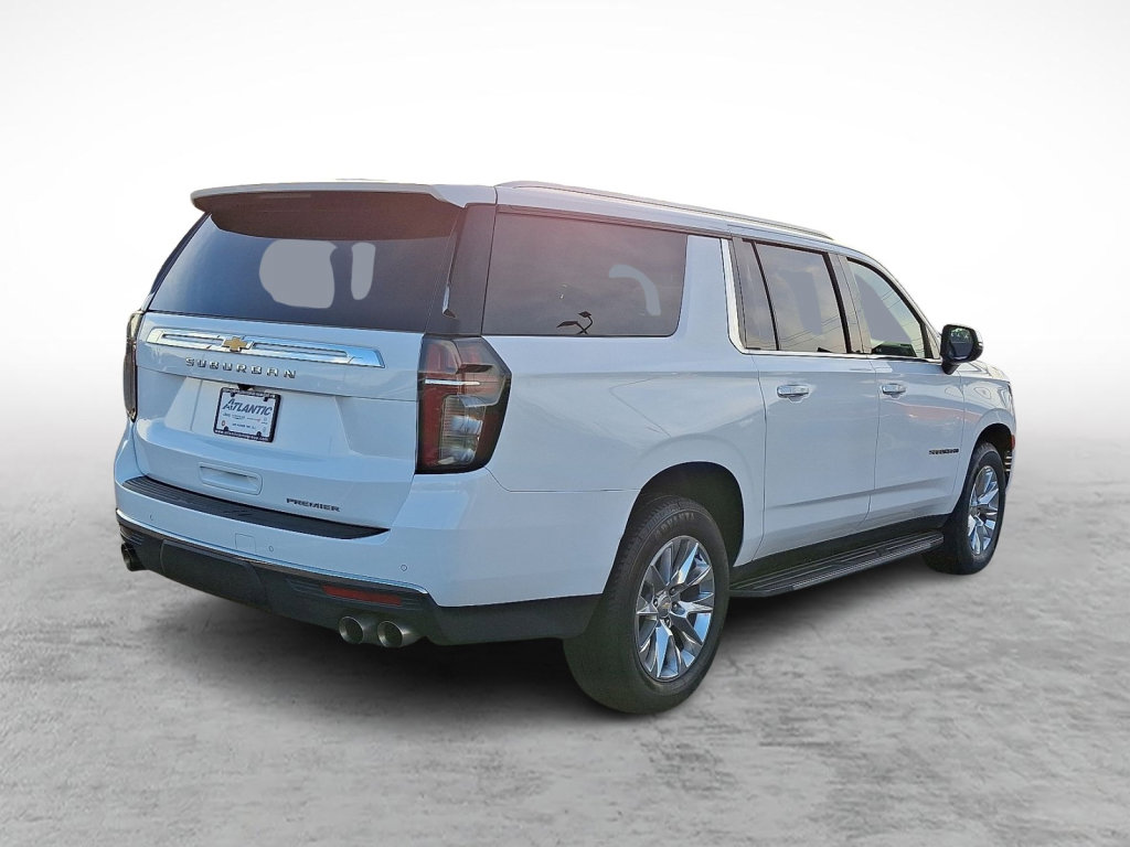 Used 2023 Chevrolet Suburban Premier image 5