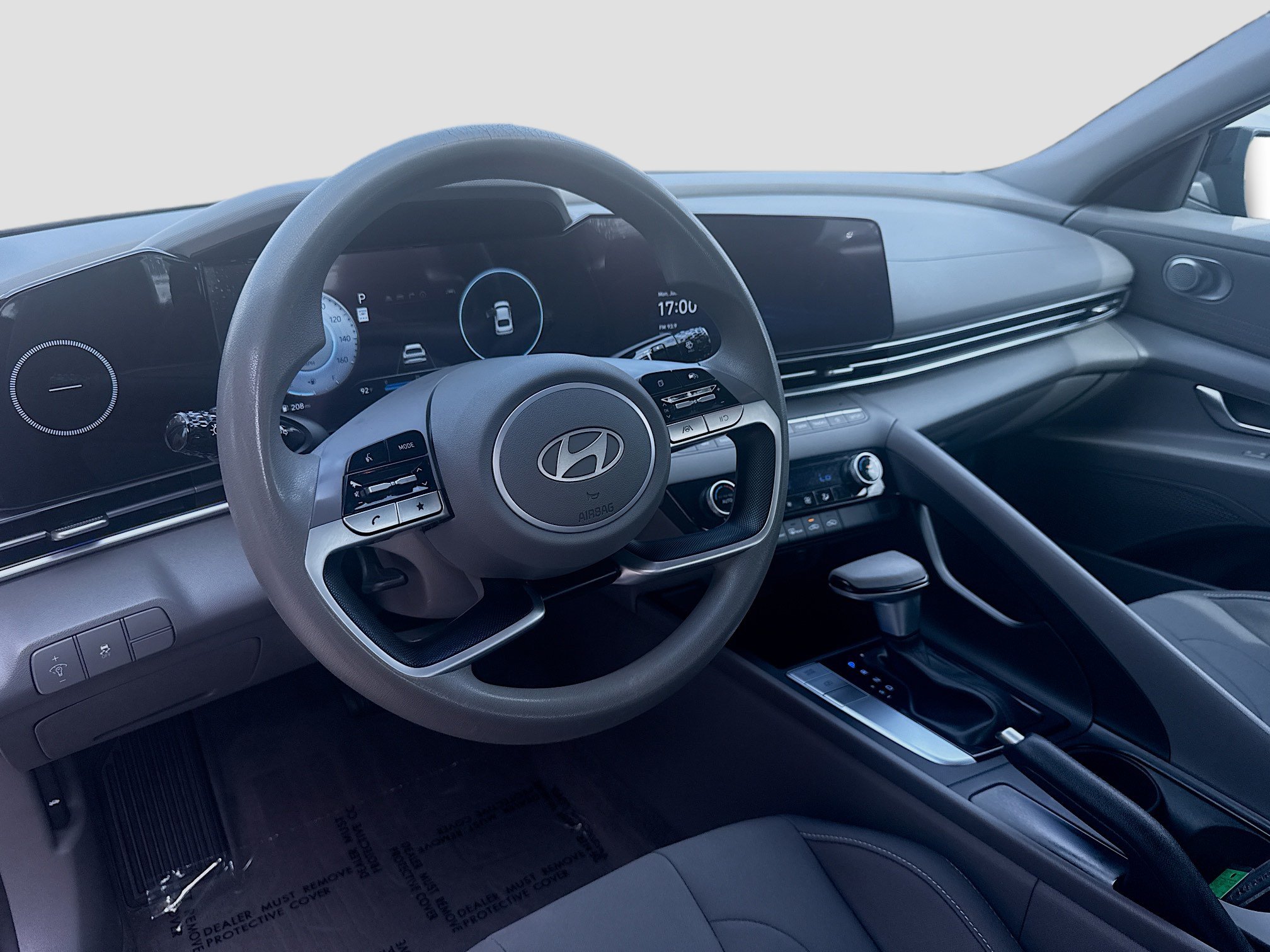 Used 2024 Hyundai Elantra SEL FWD image 7