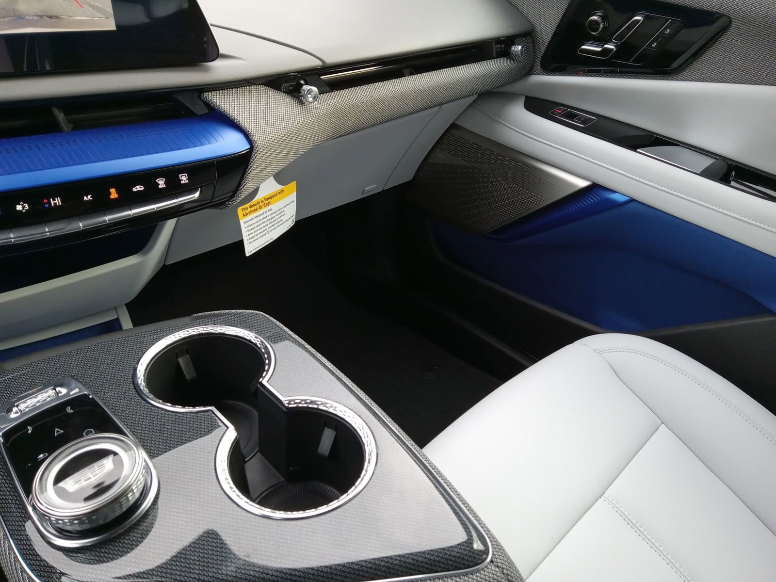 New 2026 Cadillac Optiq Sport 1 image 19