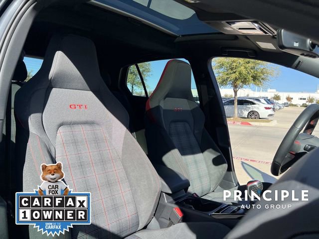Certified 2024 Volkswagen GTI SE image 31