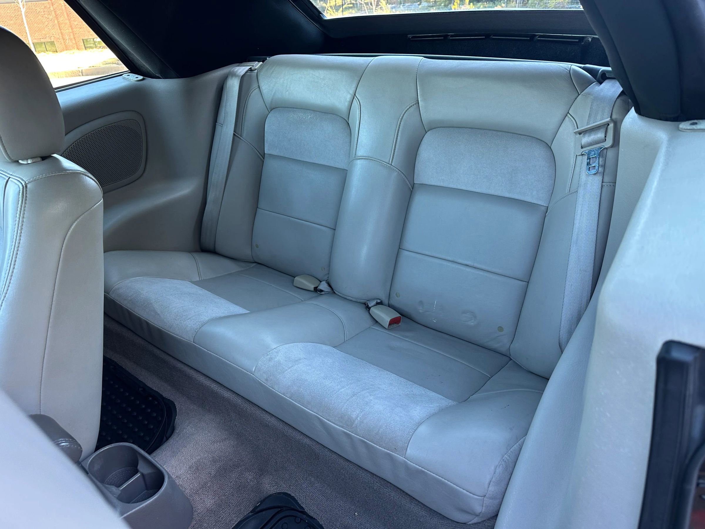 Used 2004 Chrysler Sebring Limited w/ Driver Convenience Group image 11