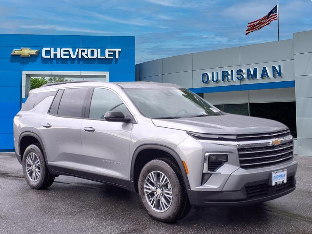 New 2026 Chevrolet Traverse LT w/ LPO, Cargo Package