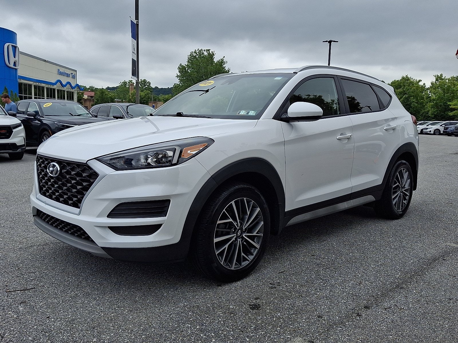 Used 2021 Hyundai Tucson SEL w/ Winter Weather Package AWD/4WD image 3