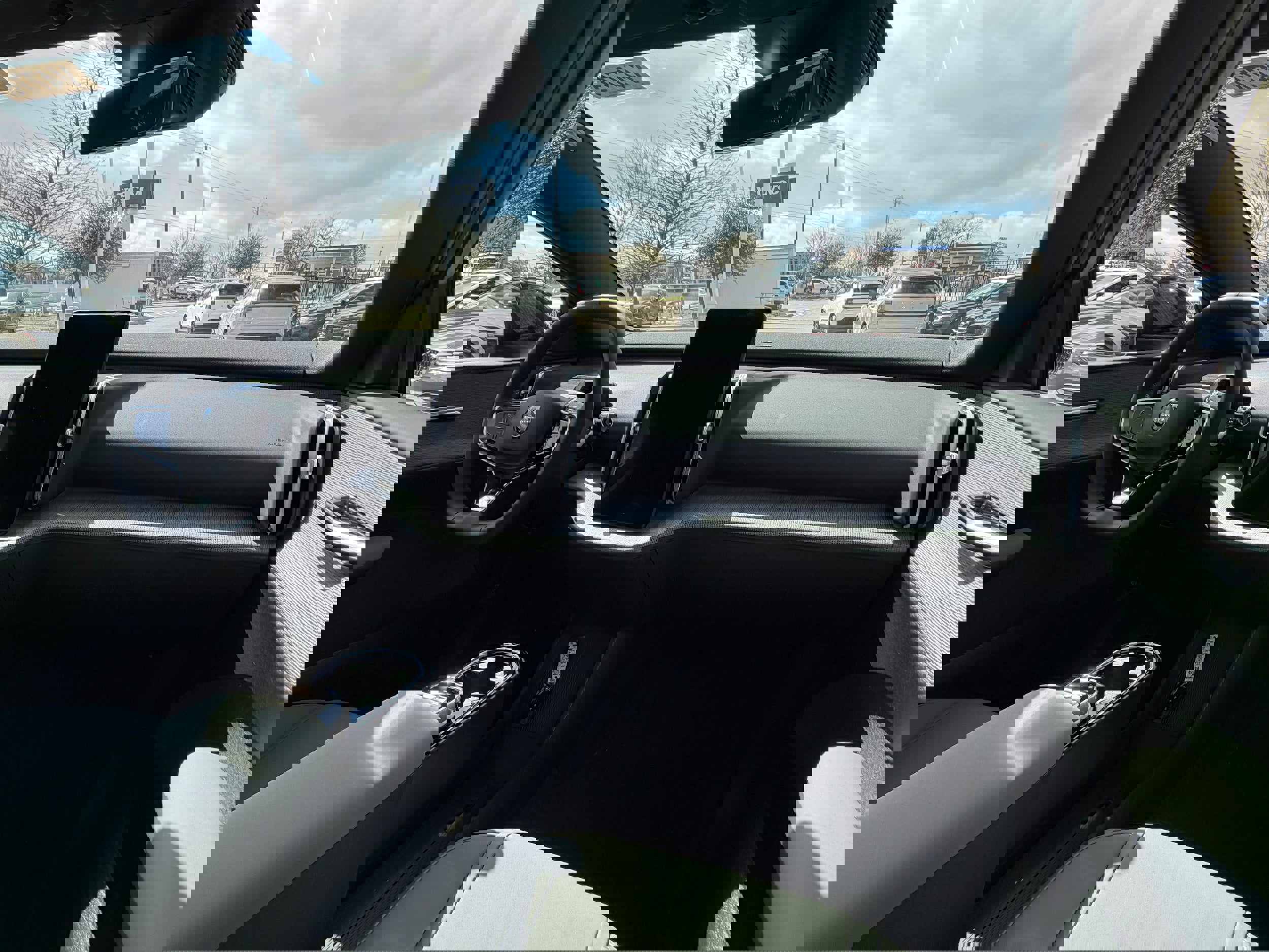 New 2026 Volvo EX30 Cross Country Ultra w/ Protection Package Premier image 11