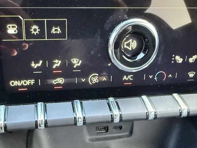 Certified 2025 GMC Terrain Elevation image 22