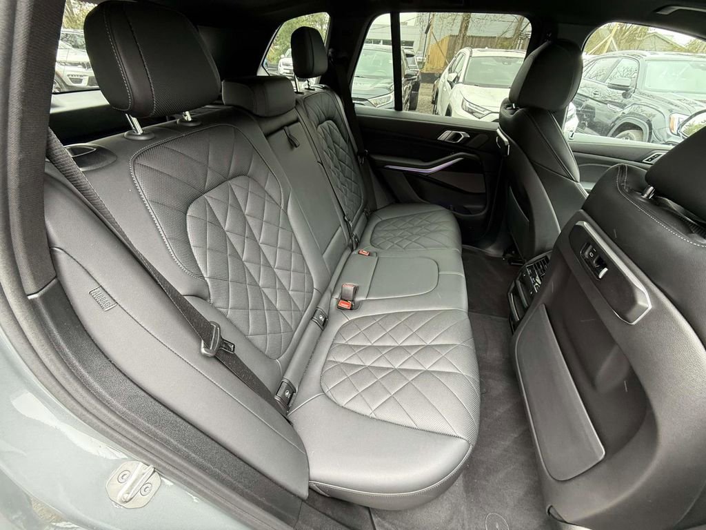 Used 2024 BMW X5 xDrive50e w/ M Sport Package image 10