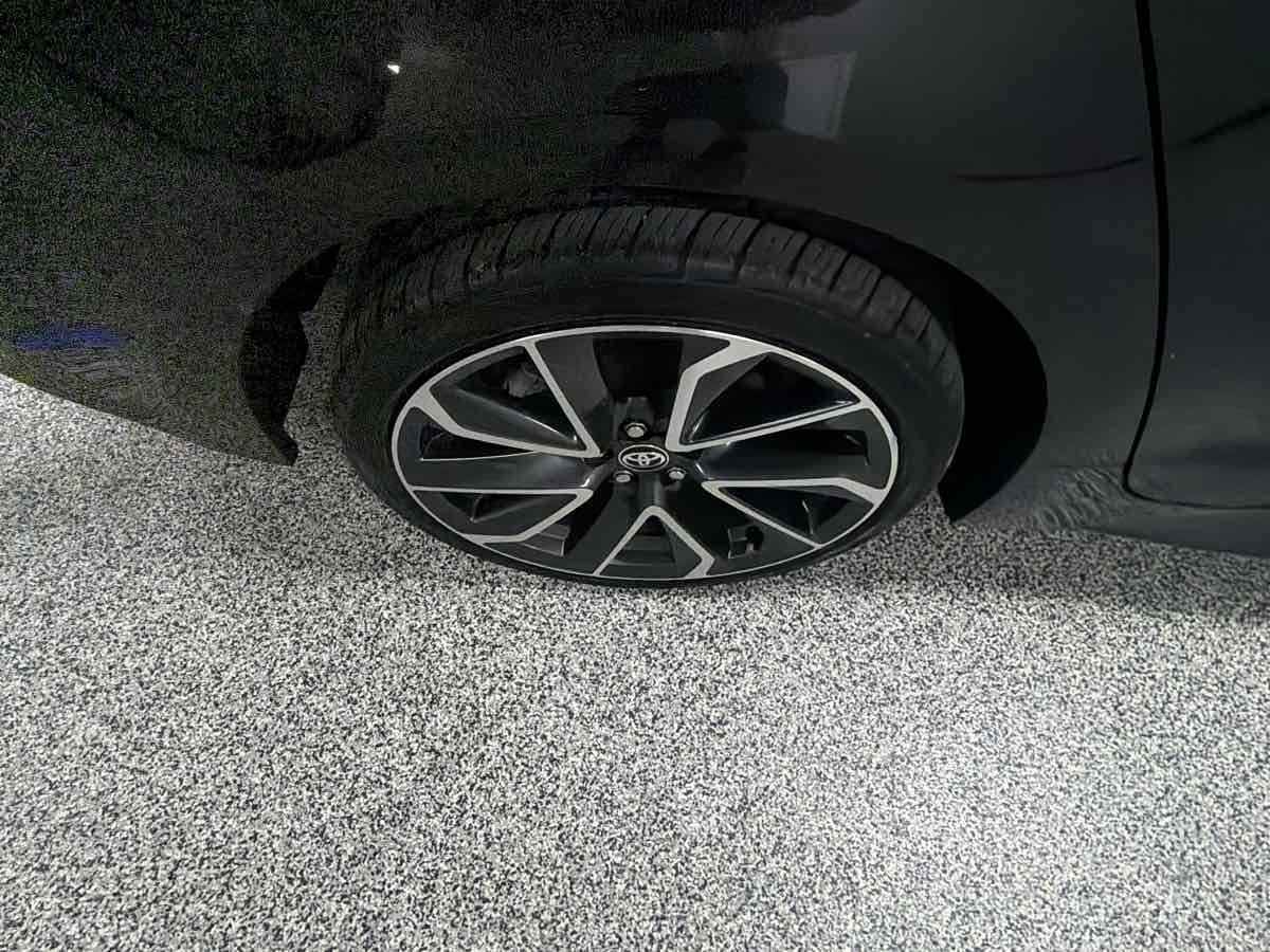 Used 2020 Toyota Corolla SE FWD image 38