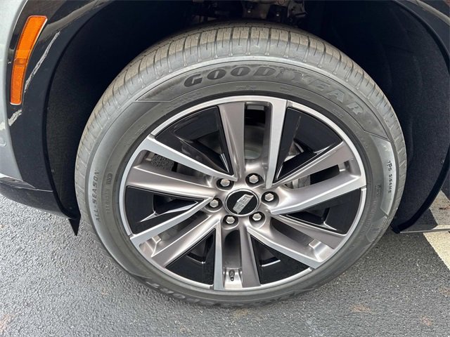 New 2026 Cadillac Vistiq Sport image 12