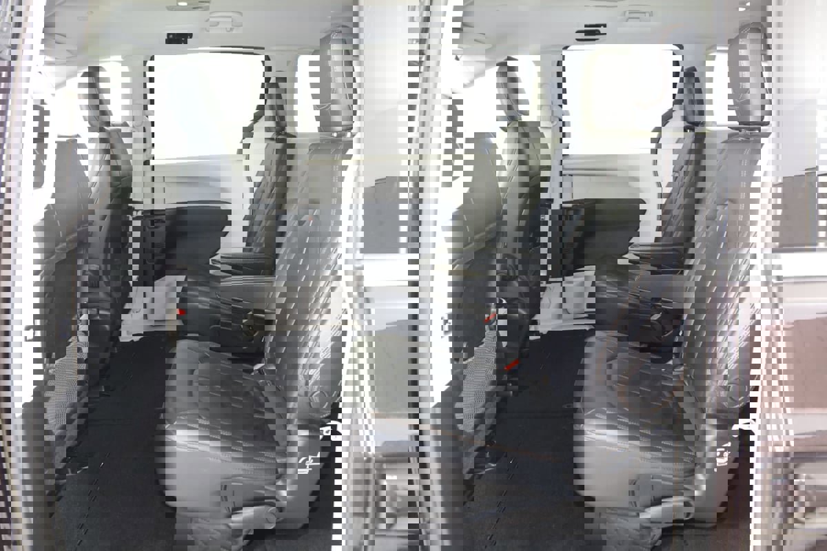 Used 2017 Chrysler Pacifica Touring-L image 46