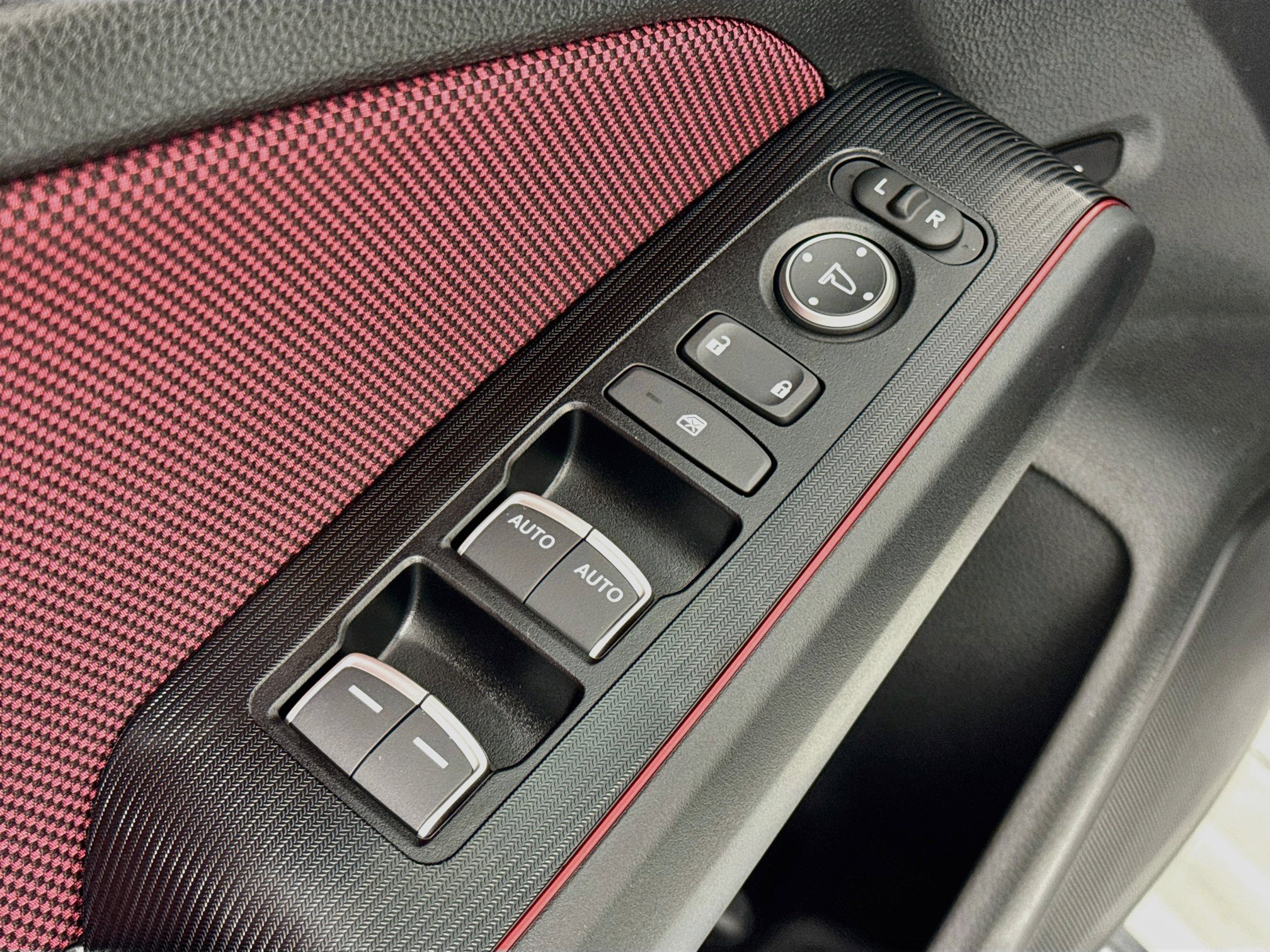 Certified 2025 Honda Civic Si image 18