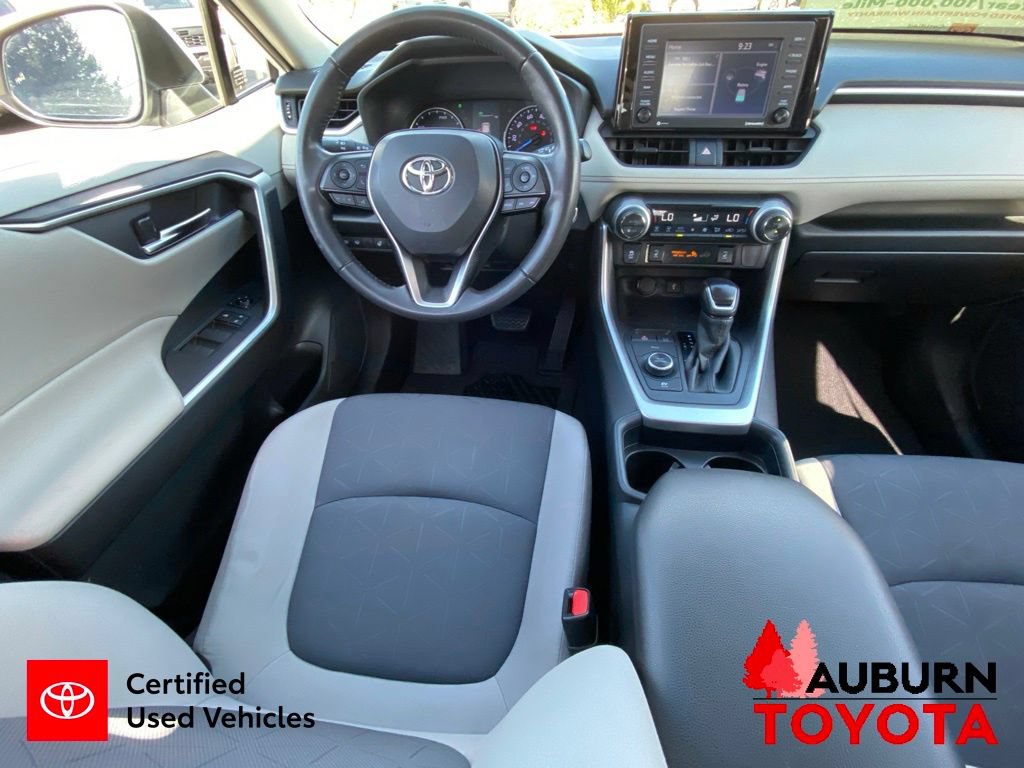 Certified 2021 Toyota RAV4 XLE w/ Convenience Package AWD/4WD image 29