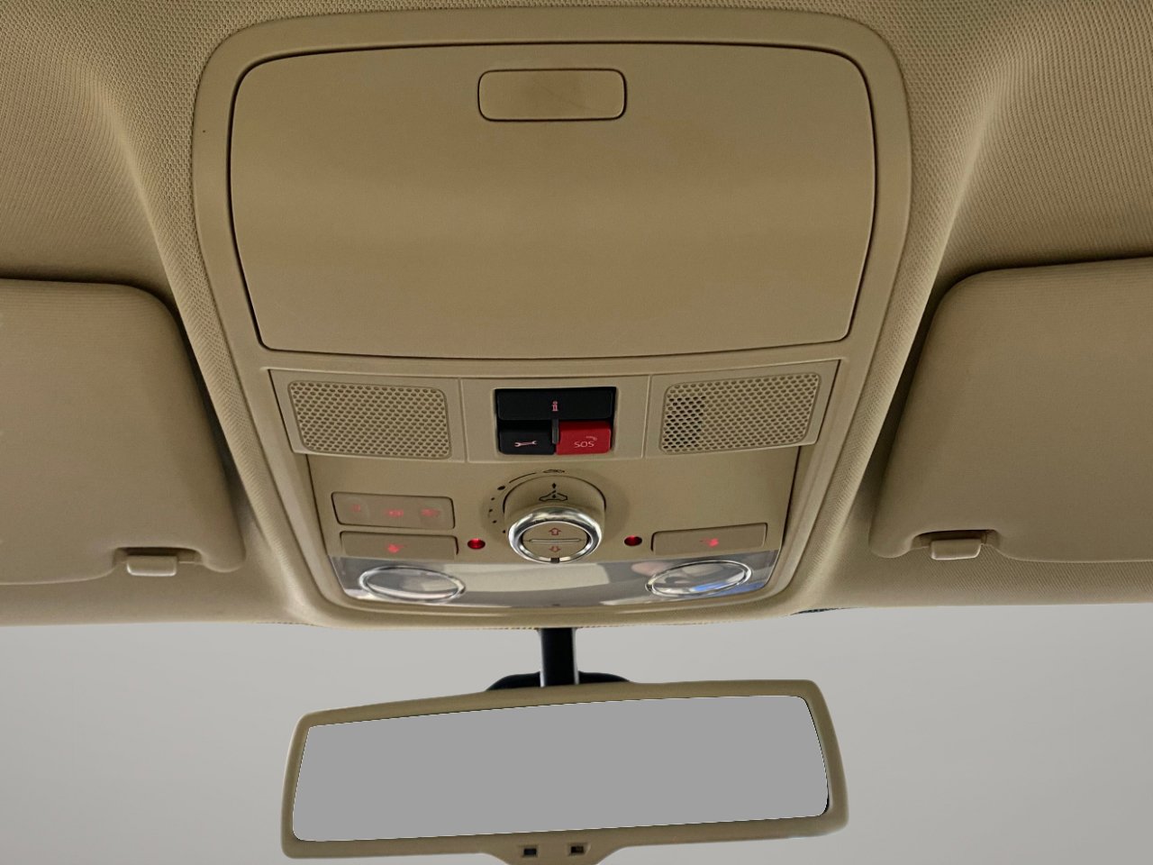 Used 2017 Volkswagen Tiguan Wolfsburg Edition image 14