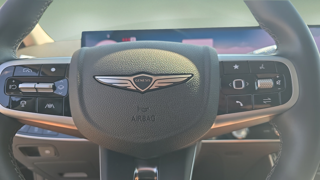 New 2026 Genesis GV70 2.5T AWD/4WD image 17