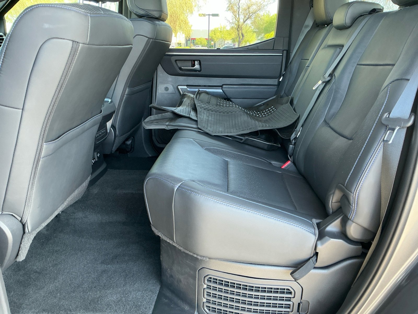 Used 2024 Toyota Tundra Platinum AWD/4WD image 17