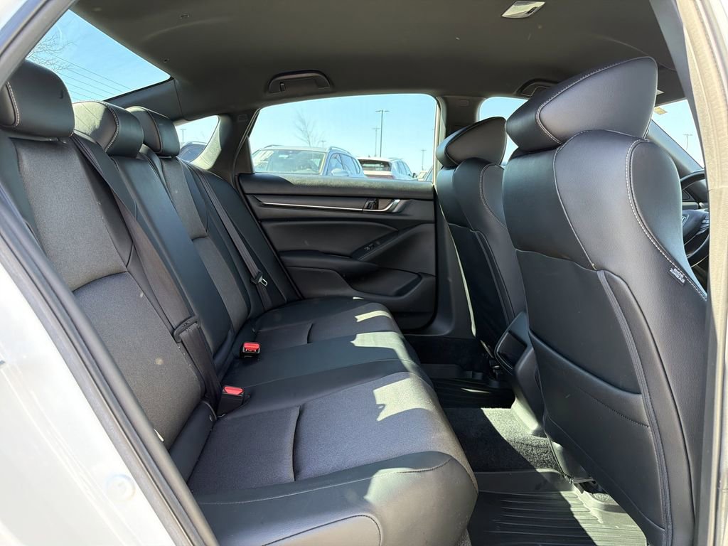 Used 2022 Honda Accord Sport image 16