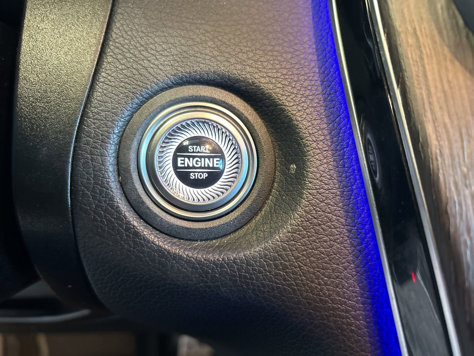 Used 2021 Mercedes-Benz GLC 300 4MATIC Coupe image 24