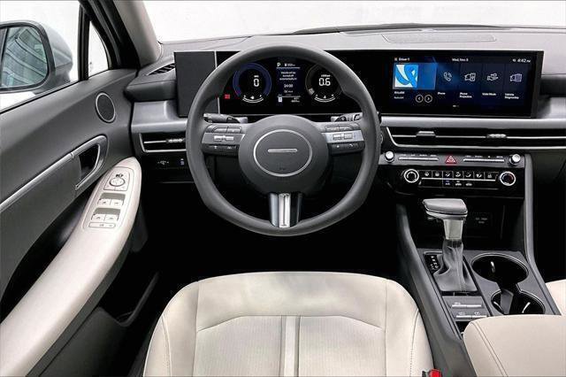 New 2025 Hyundai Sonata SE image 5