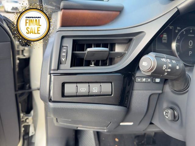 New 2025 Lexus ES 350 Ultra Luxury image 21