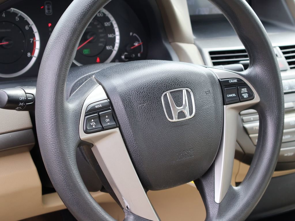Used 2010 Honda Accord LX-P image 17