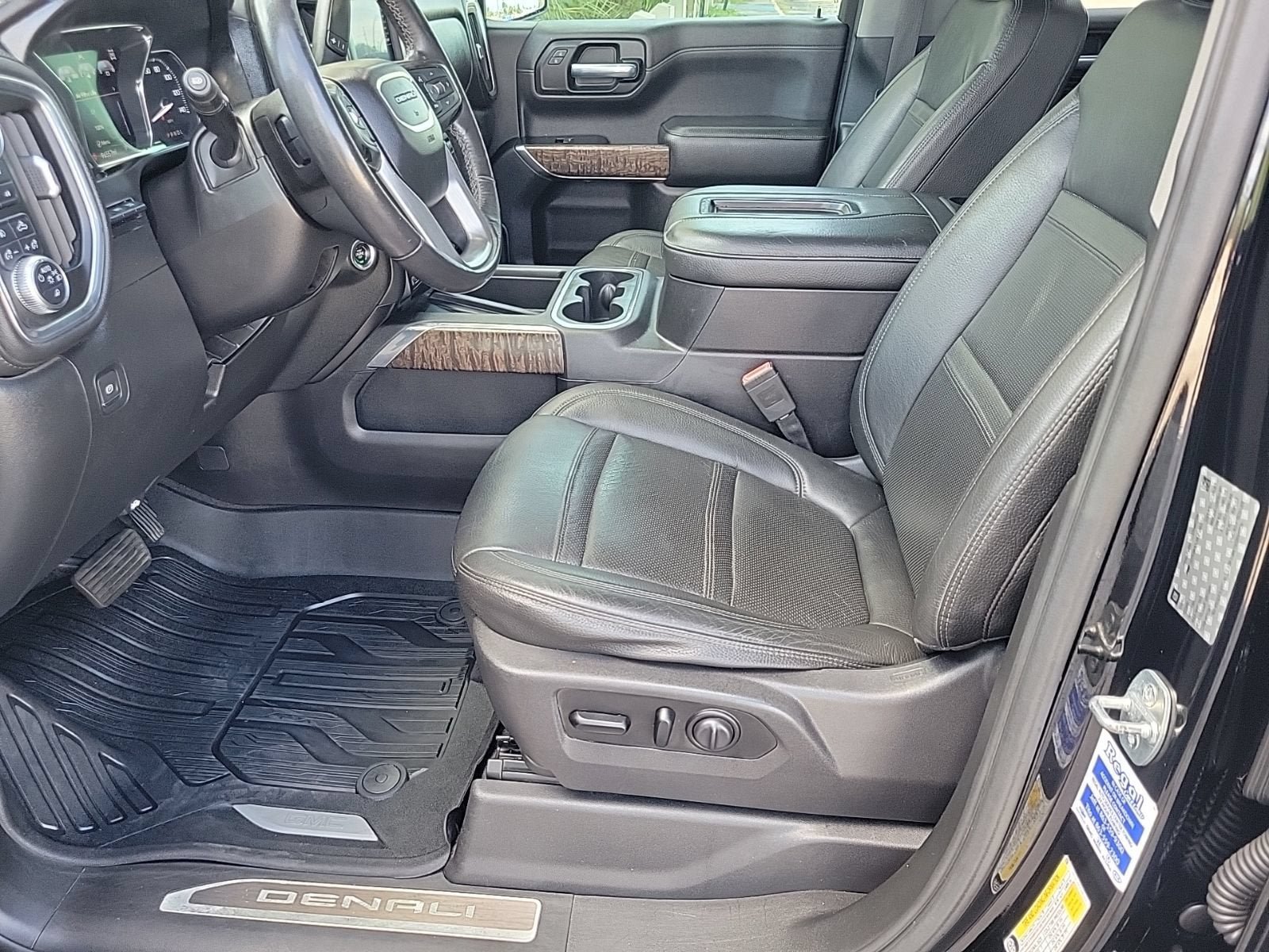 Certified 2019 GMC Sierra 1500 Denali w/ Denali Ultimate Package AWD/4WD image 12