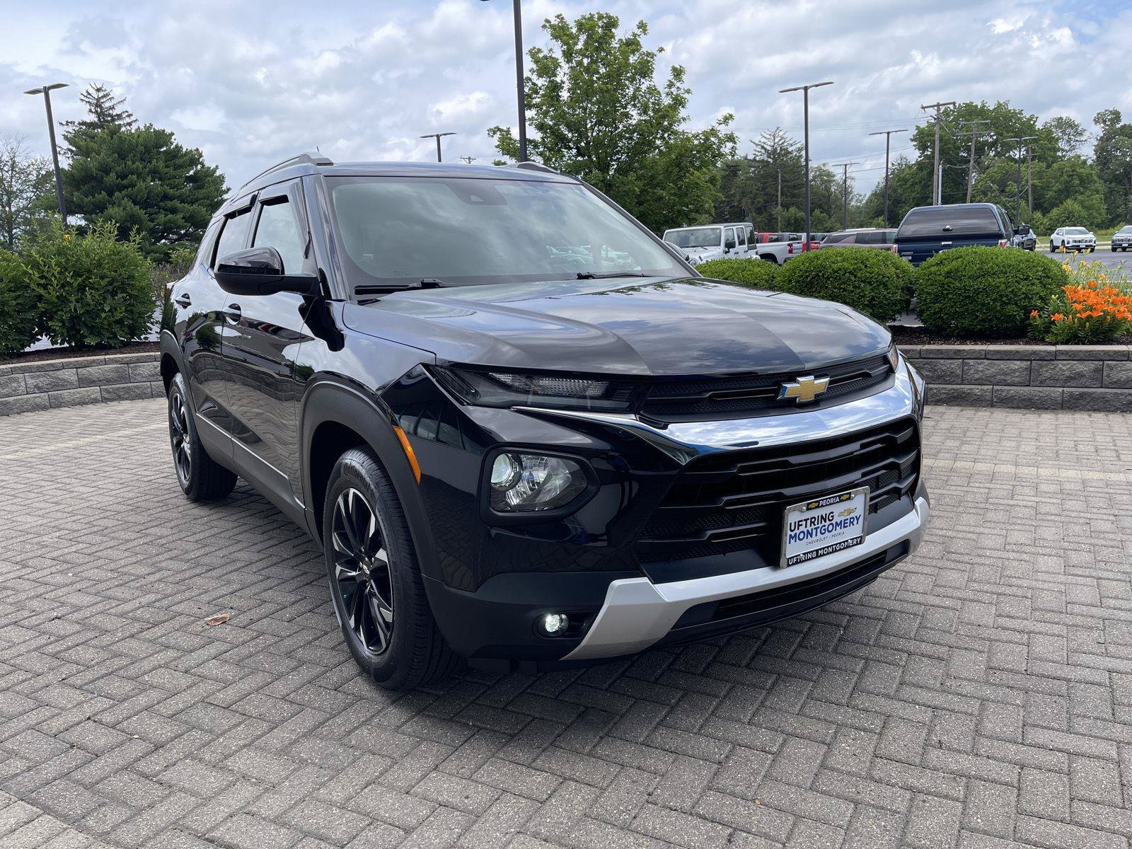 Used 2022 Chevrolet TrailBlazer LT w/ Convenience Package FWD image 7