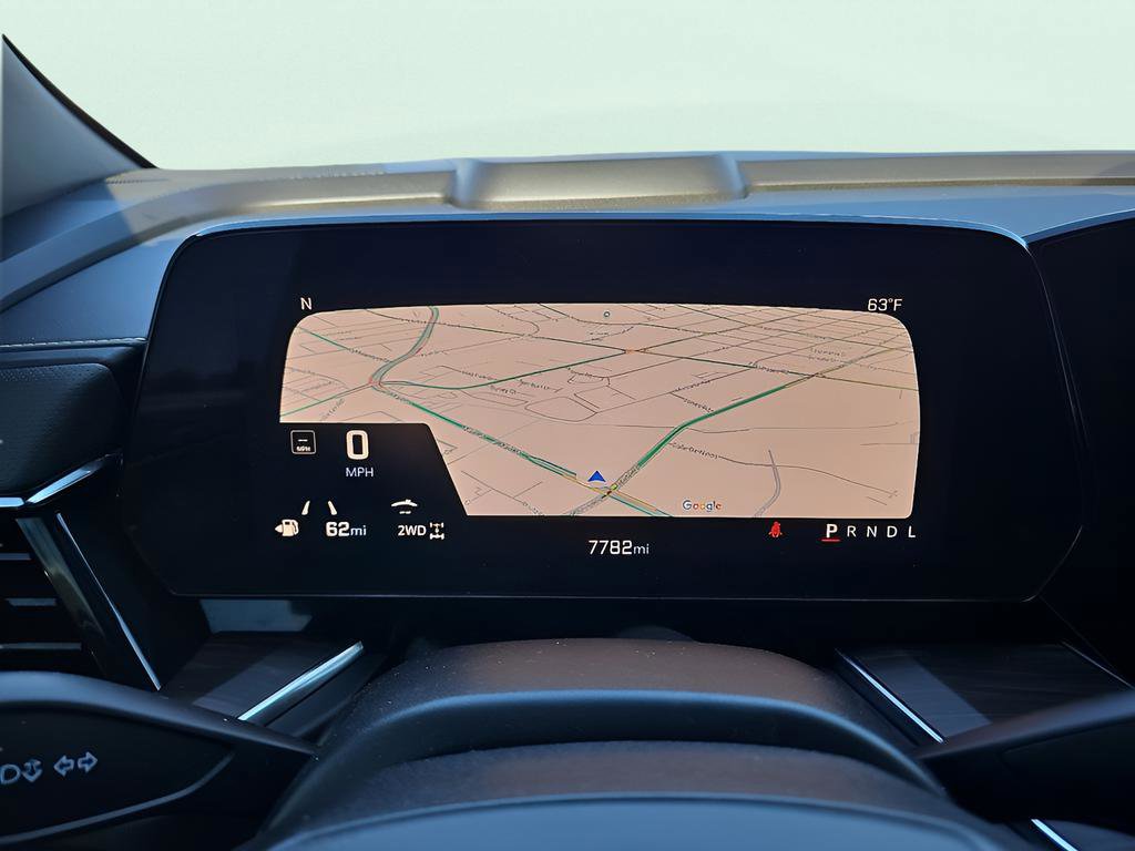 Used 2025 Chevrolet Suburban Premier image 17