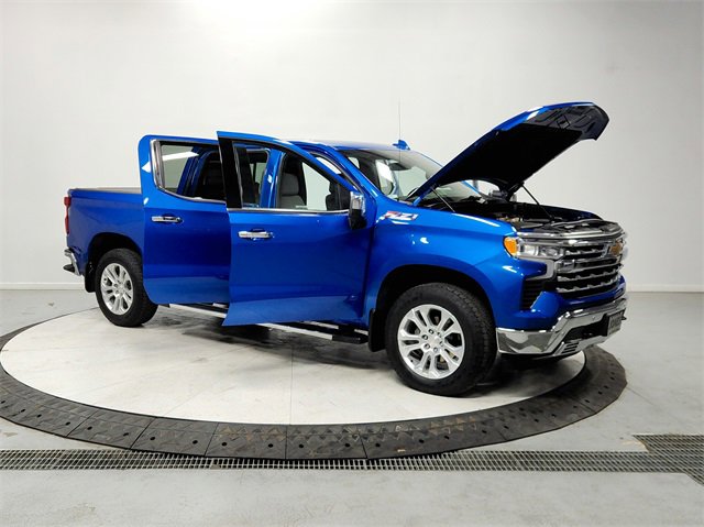 Used 2023 Chevrolet Silverado 1500 LTZ w/ LTZ Convenience Package II image 9