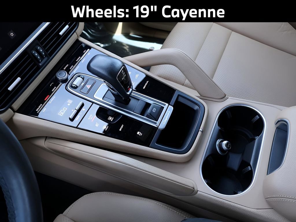 Used 2021 Porsche Cayenne image 26