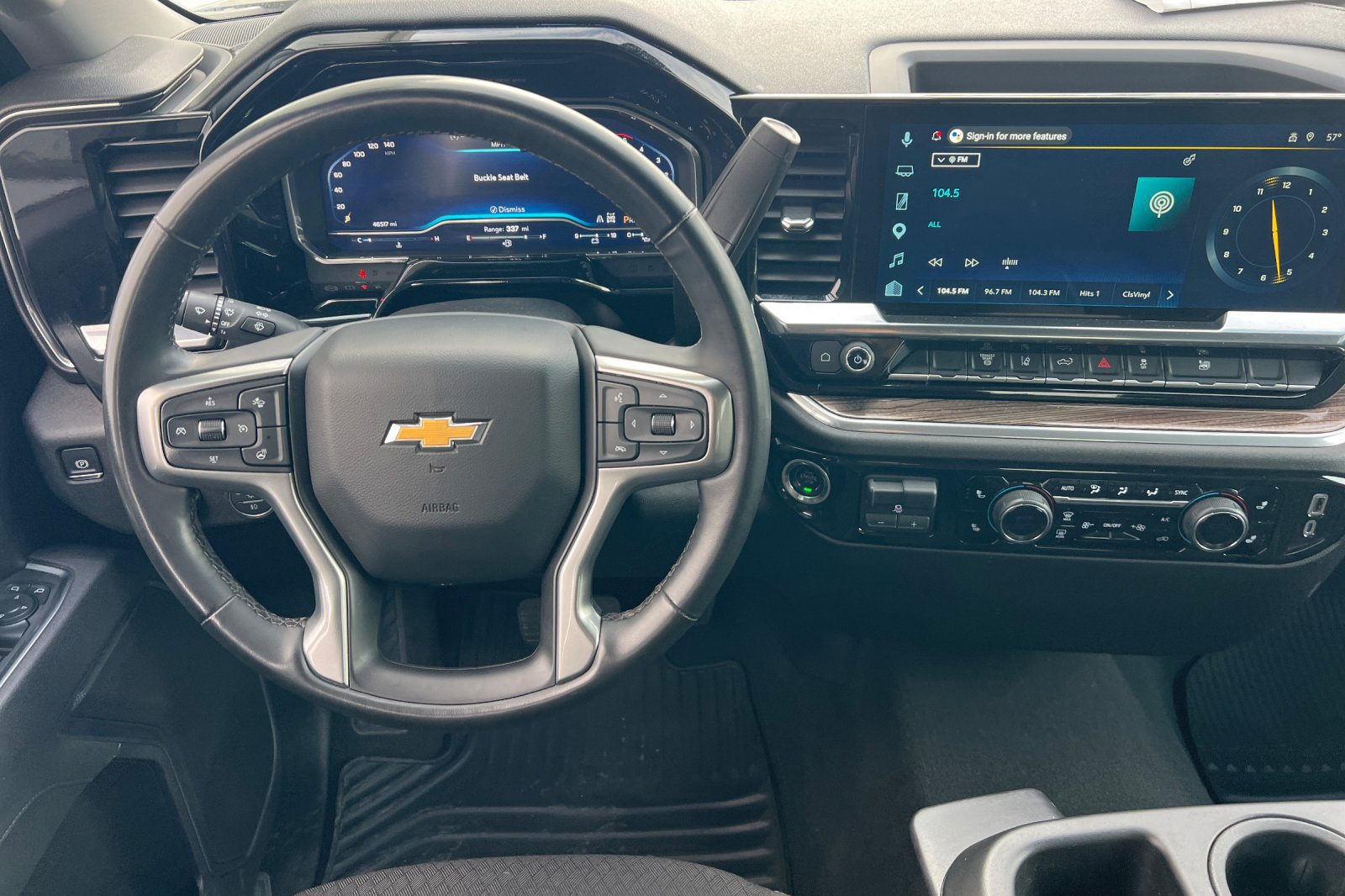 Used 2025 Chevrolet Silverado 2500 LT w/ Convenience Package AWD/4WD image 11