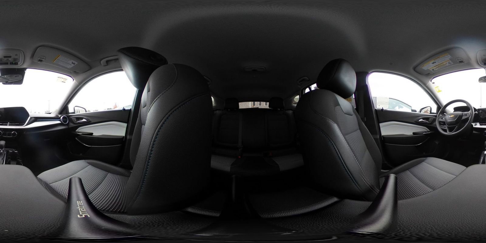 Used 2025 Chevrolet Trax LT image 42