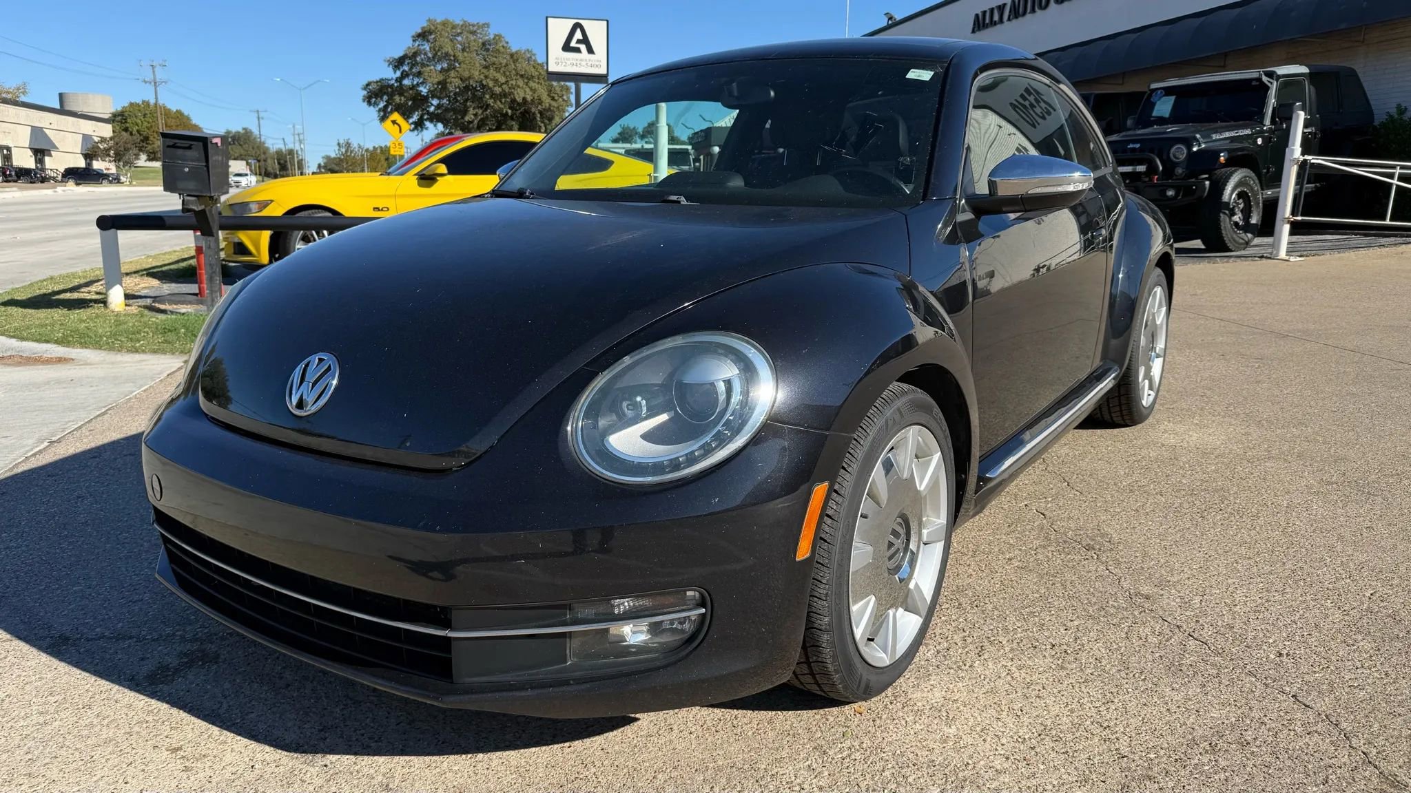 Used 2013 Volkswagen Beetle 2.0T