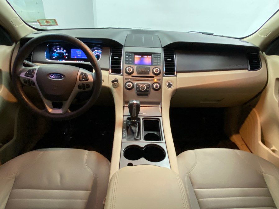 Used 2013 Ford Taurus SE image 23