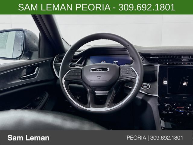 New 2025 Jeep Grand Cherokee Laredo image 11