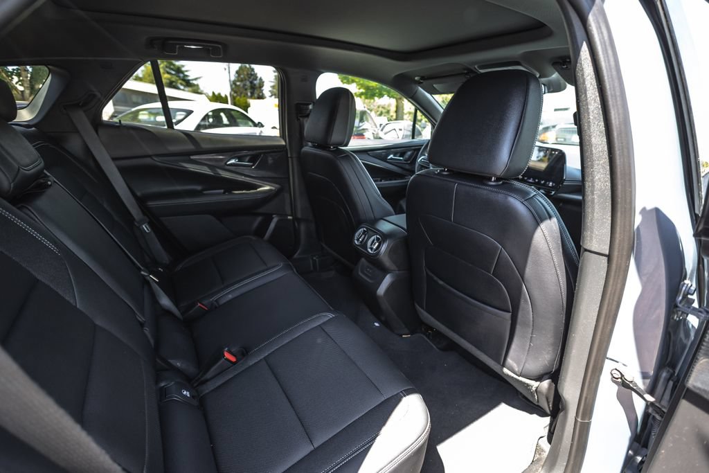 Used 2025 Chevrolet Blazer EV LT AWD/4WD image 29
