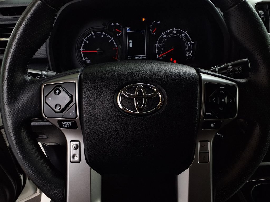 Used 2022 Toyota 4Runner SR5 Premium w/ Moonroof Package AWD/4WD image 11