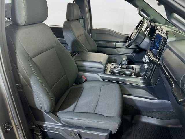 Certified 2022 Ford F150 XLT w/ Equipment Group 302A High image 13