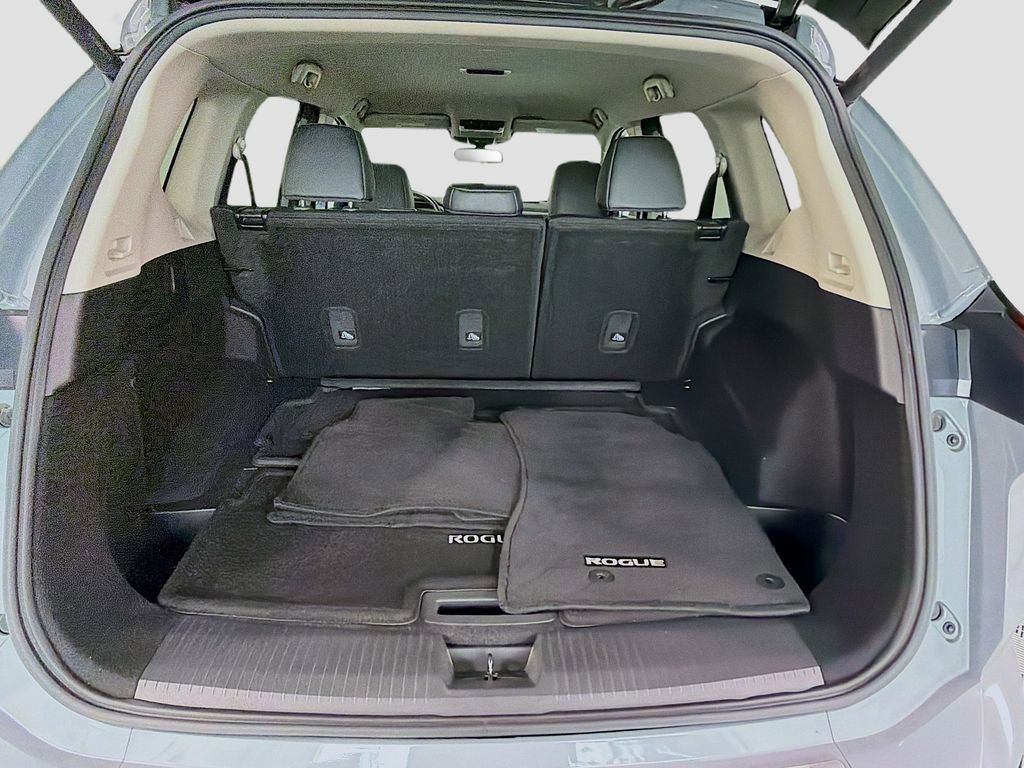 Used 2024 Nissan Rogue SL FWD image 30