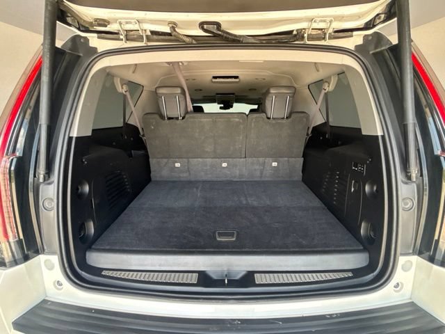 Used 2017 Cadillac Escalade ESV Luxury AWD/4WD image 32