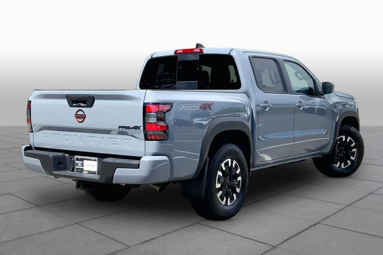 Used 2024 Nissan Frontier PRO-4X w/ Off-Road Protection Package AWD/4WD image 13