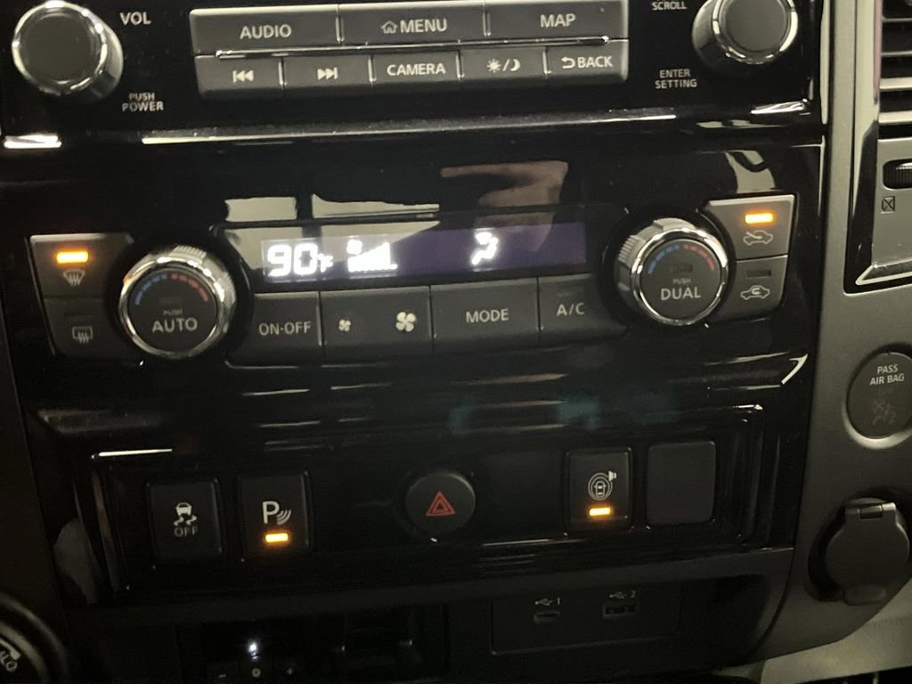 Used 2024 Nissan Titan PRO-4X w/ Pro-4x Utility Package image 18