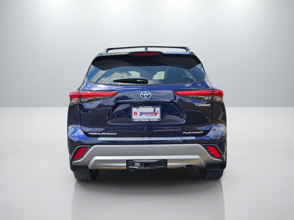 Used 2023 Toyota Highlander Platinum AWD/4WD image 6