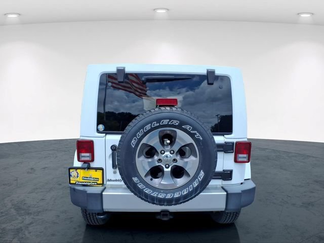 Used 2018 Jeep Wrangler Unlimited Sahara w/ Connectivity Group AWD/4WD image 10